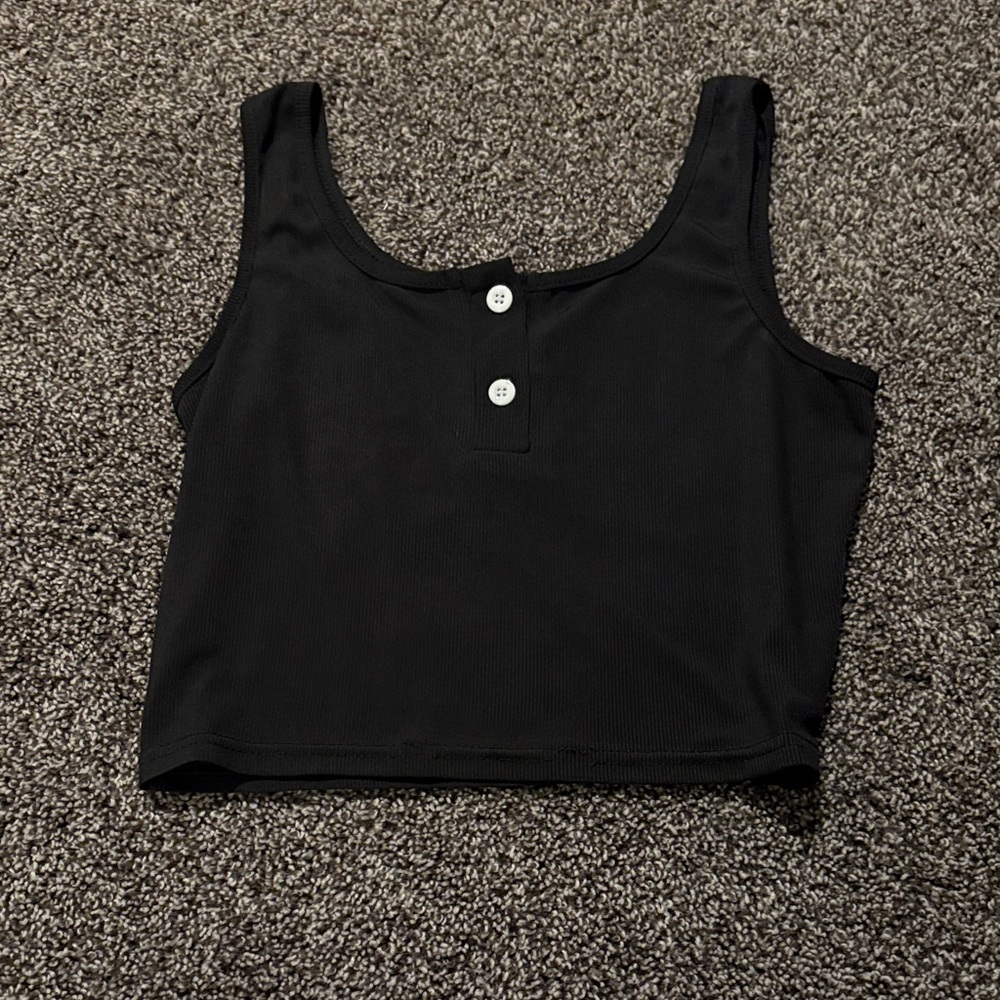 Black Sleeveless Crop Top